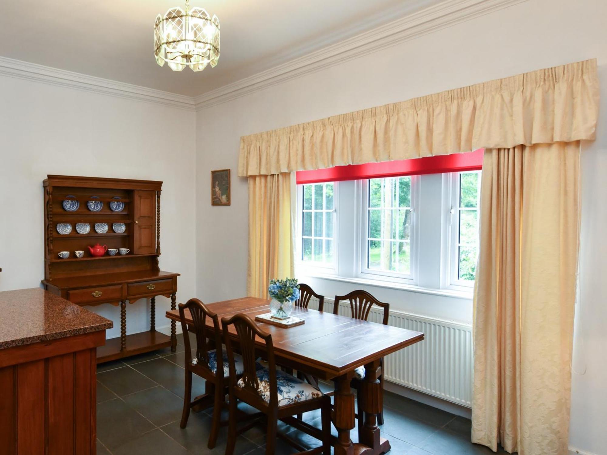 Cloncaird Castle Estate Cottages Maybole Kamer foto